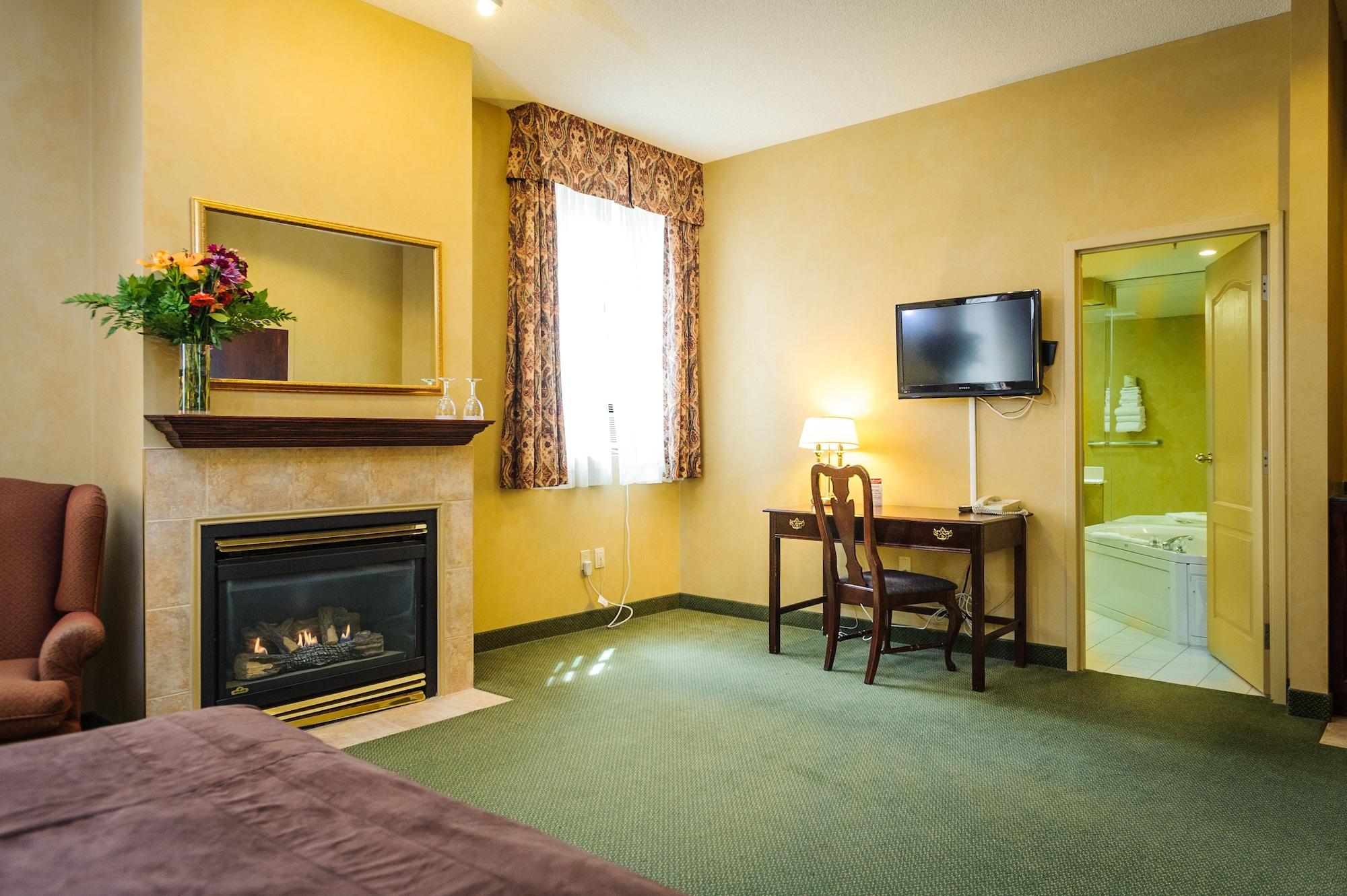 Peterborough Inn & Suites Hotel エクステリア 写真