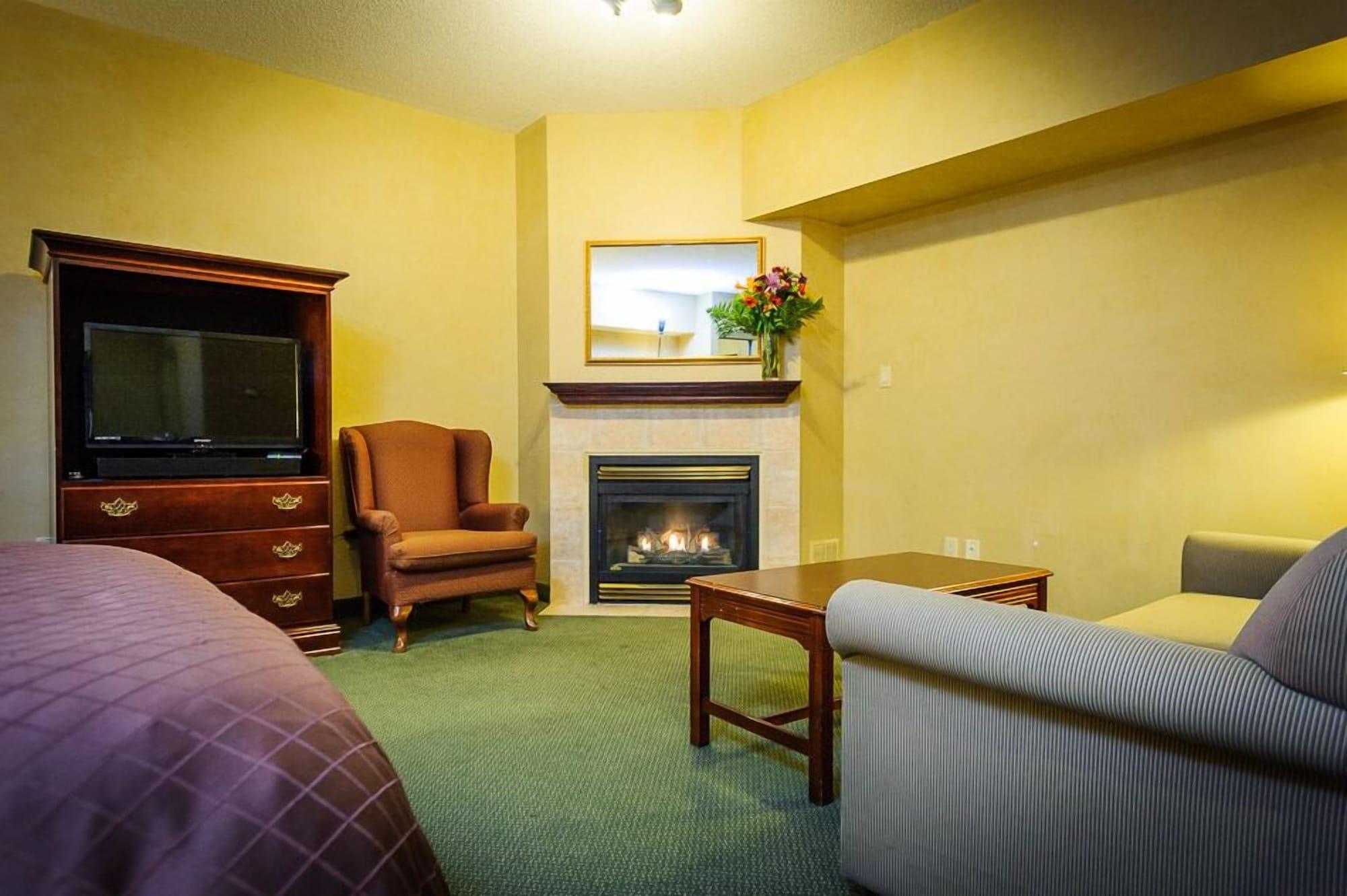 Peterborough Inn & Suites Hotel エクステリア 写真